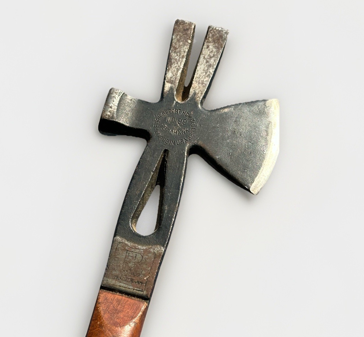 Vtg Bridgeport #99 Hardware Roofing Axe Hatchet Hammer Nail Puller Crate Opener Vtg Bridgeport #99 Hardware Roofing Axe Hatchet Hammer Nail Puller Crate Opener