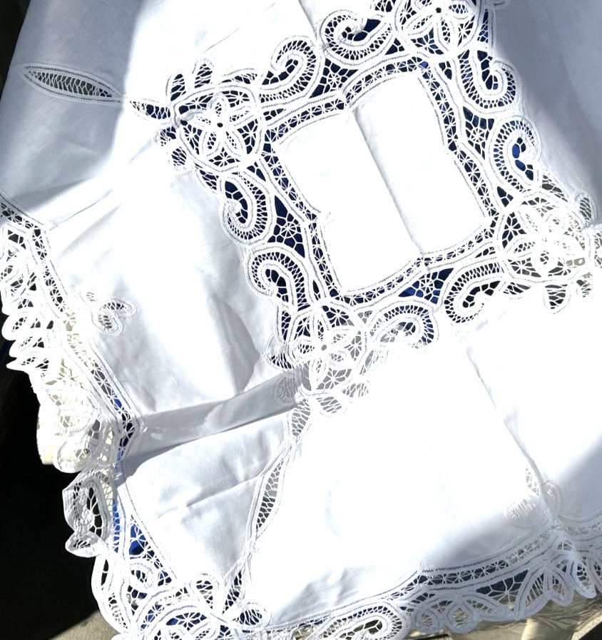 A Vintage/BRAND NEW  Battenburg lace 36