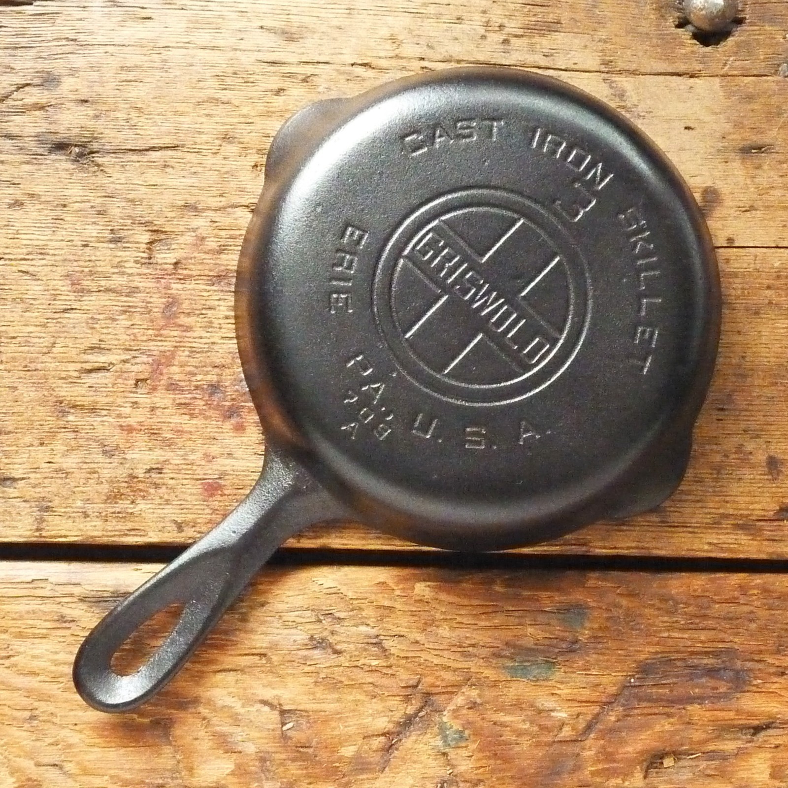 Vintage GRISWOLD Cast Iron SKILLET Frying Pan # 3 LARGE BLOCK LOGO - Ironspoon