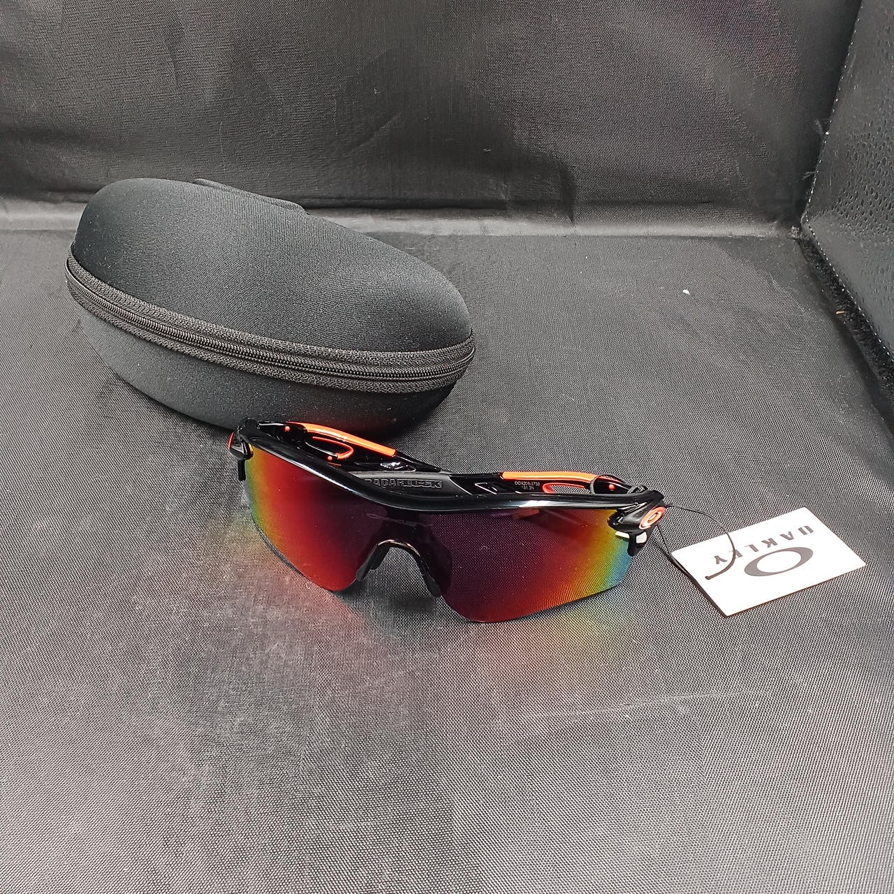 OAKLEY OO9206-3738 Sunglasses OAKLEY OO9206-3738 Sunglasses