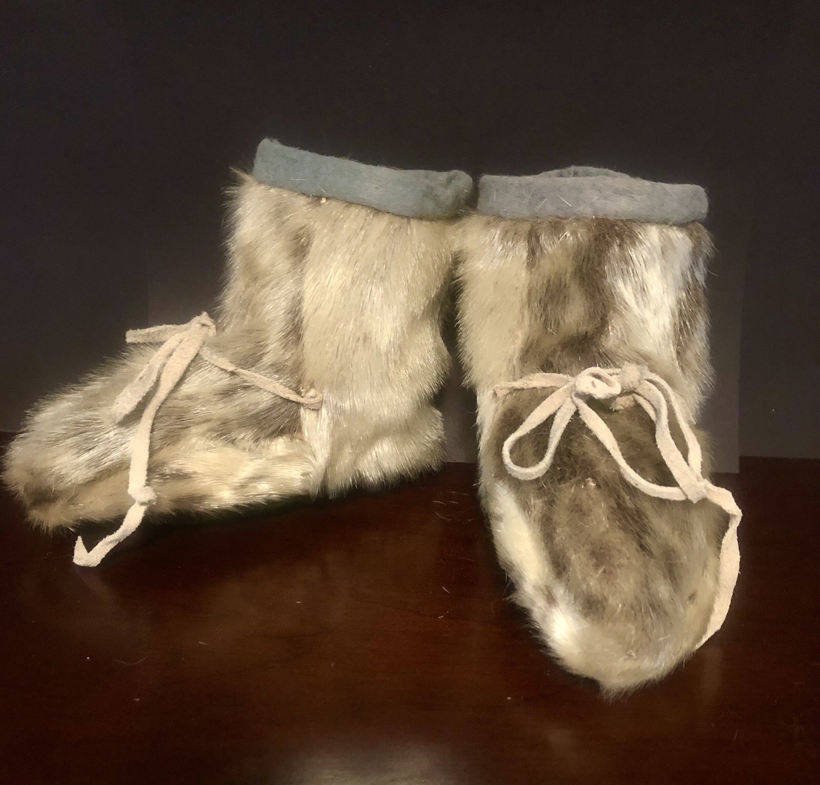 Vintage Alaskan Inuit Mukluks Toddler Size 7-8 Authentic 🦭 skin fur handmade Vintage Alaskan Inuit Mukluks Toddler Size 7-8 Authentic 🦭 skin fur handmade