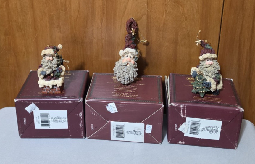Boyds Bears Sliknick In The Chimney, Father Christmas, Nicholai W/ Tree Ornament Boyds Bears Sliknick In The Chimney, Father Christmas, Nicholai W/ Tree Ornament