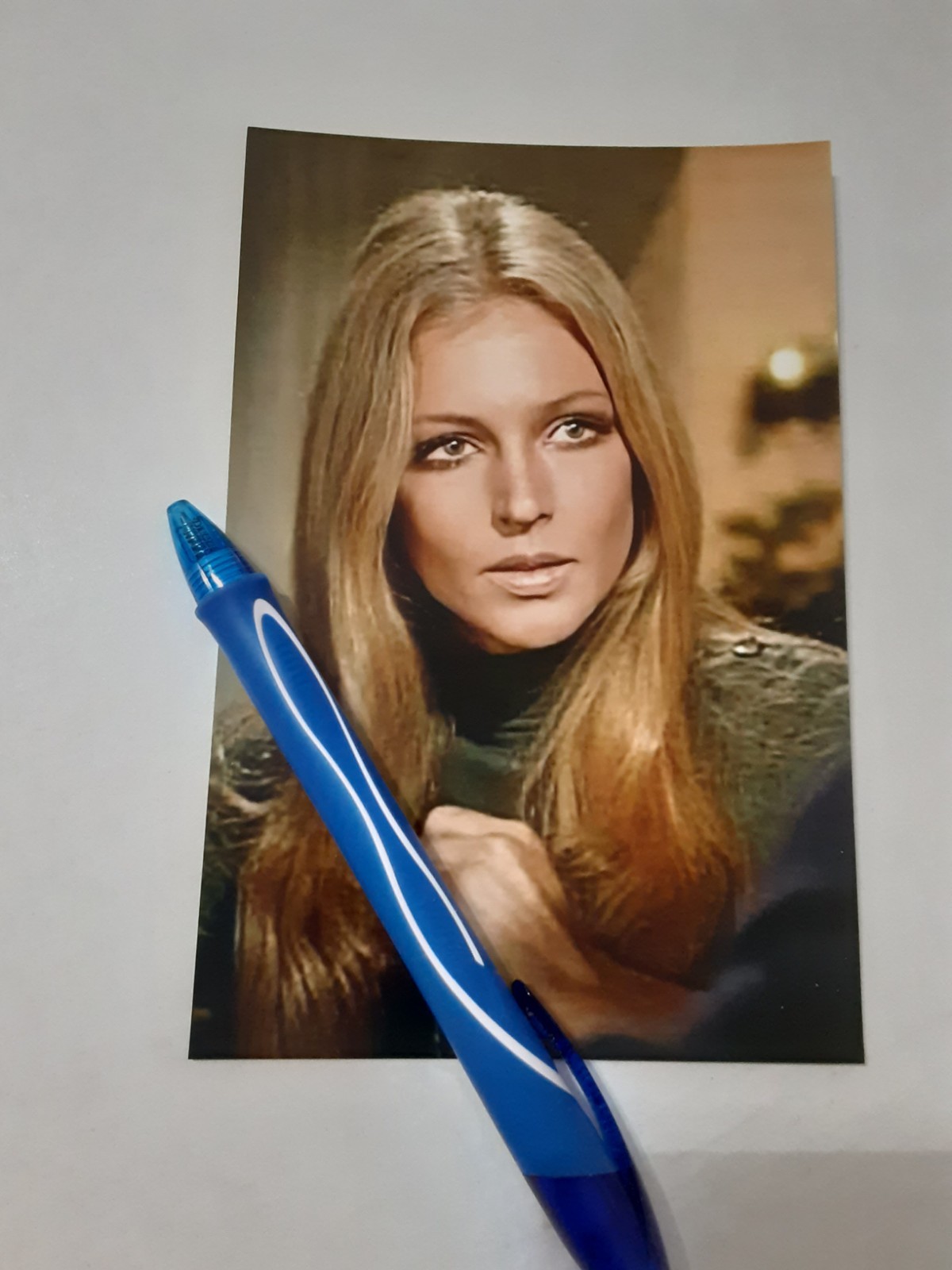 JOANNA PETTET, BEAUTIFUL LONG BLONDE HAIR ACTRESS,  GLOSSY COLOR 4X6 PHOTO 