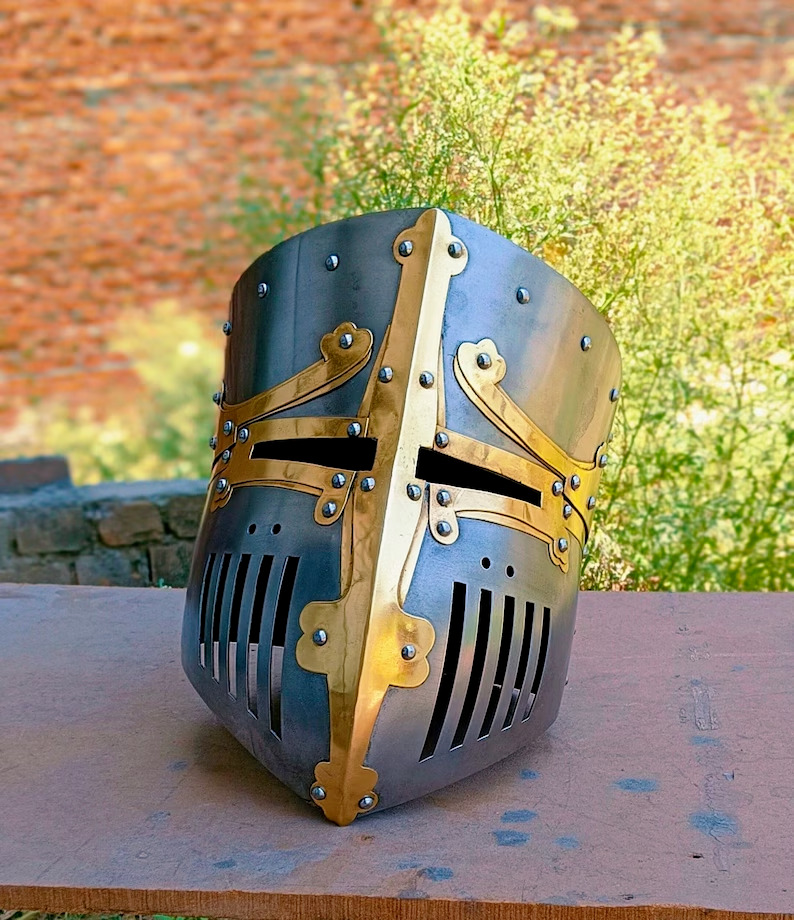 Medieval 13th Century Great Helmet Castile Warrior Steel Knight Battle