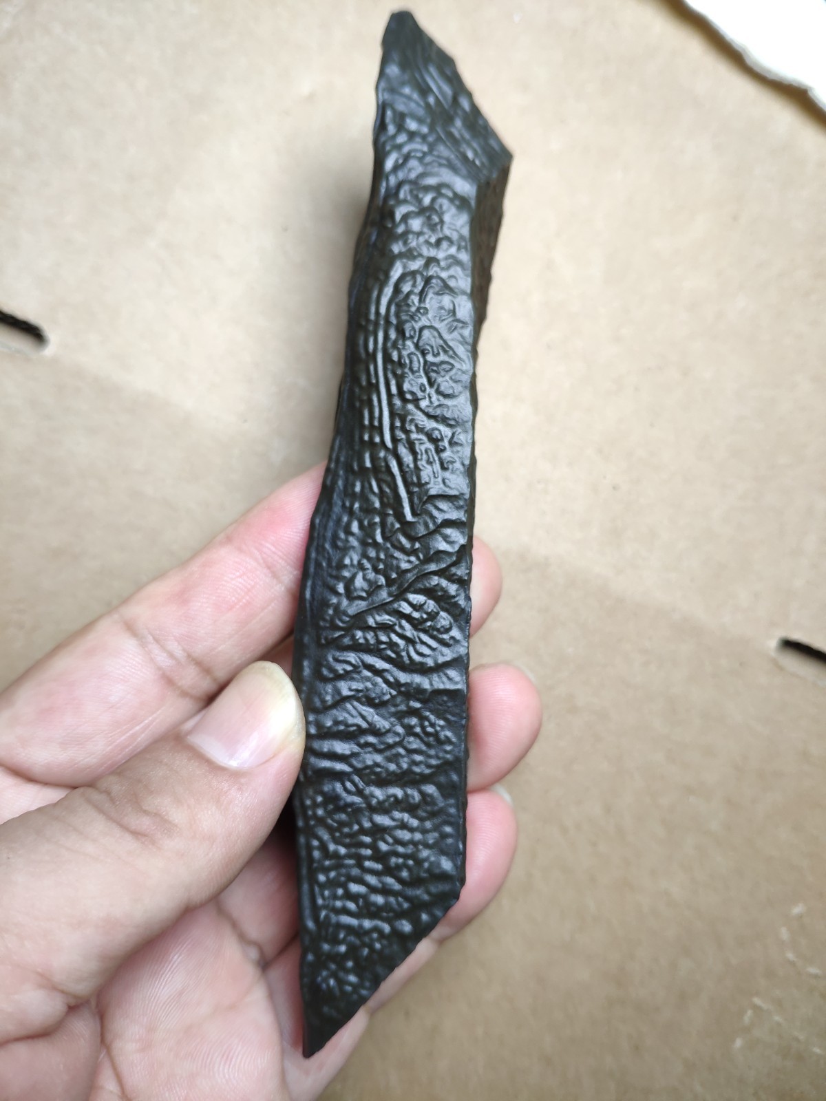 109g Beautiful Natural GoBi stone Wrinkles stone Landscape stone