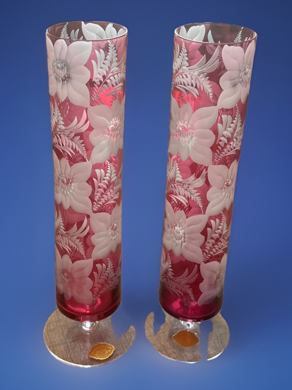 ECHT KRISTALL Mouth Blown Cranberry Glass Floral design vase Set W.Germany 1960s ECHT KRISTALL Mouth Blown Cranberry Glass Floral design vase Set W.Germany 1960s
