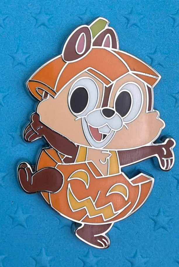 2026 Disney Parks Chip 'n Dale Trick or Chipmunk Mystery Pins
