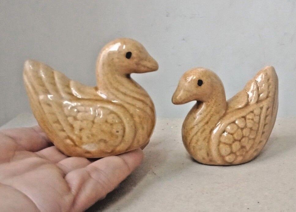 Set of 2 Vintage Style Ceramic Duck Figurines Decoration