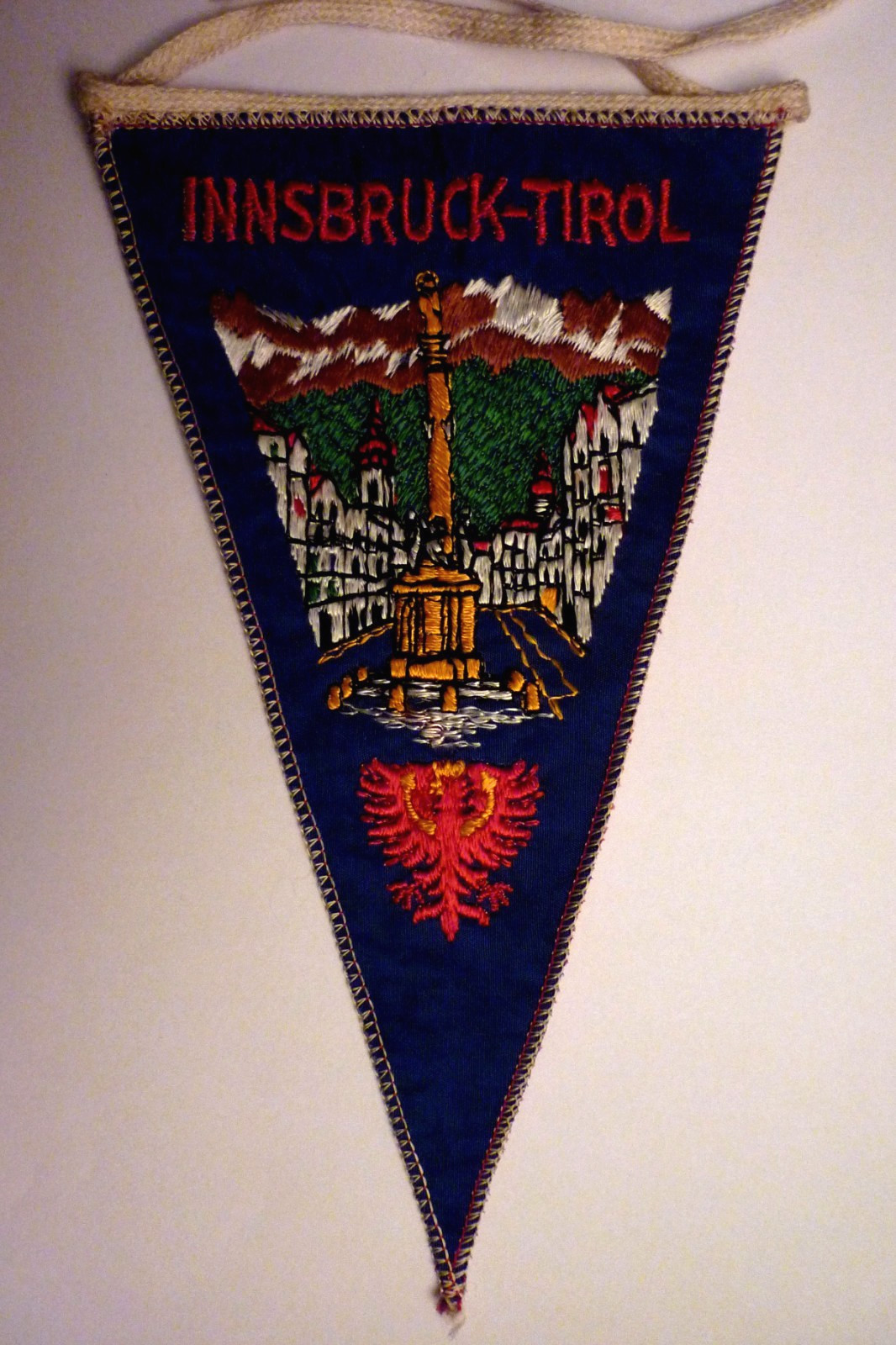 INNSBRUCK Österreich Austria Austria Pennant Pennant - Embroidered Fabric
