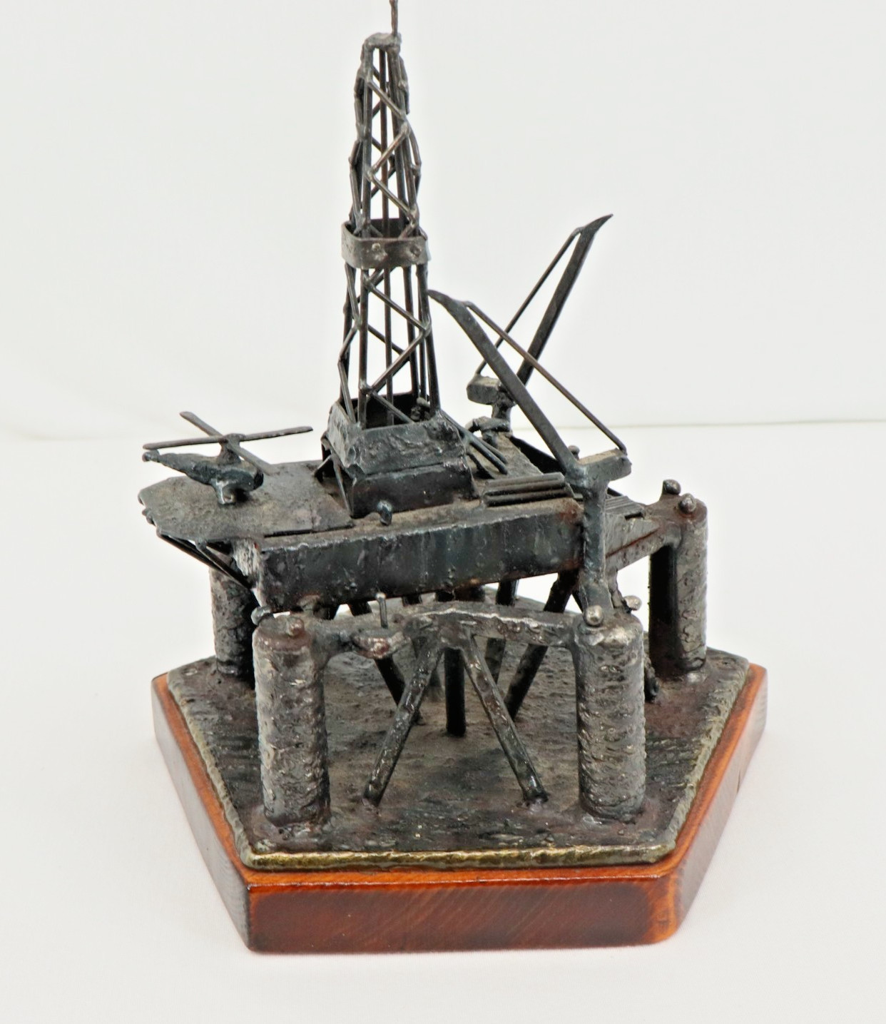 1975 Carl Andersen Alexander Kielland Oil Rig Model Norway Pentagon Class Bronze 1975 Carl Andersen Alexander Kielland Oil Rig Model Norway Pentagon Class Bronze