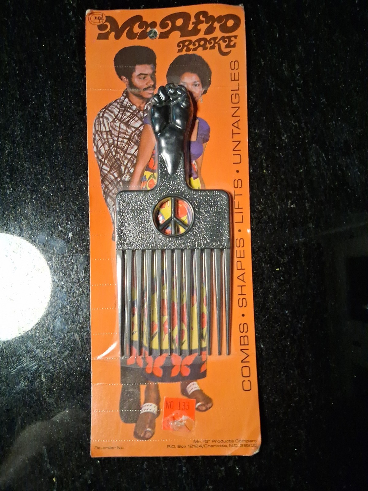 ​Vintage 1970s Mr Afro Rake Comb Hair Pick Black Power Fist Peace Sign Carded