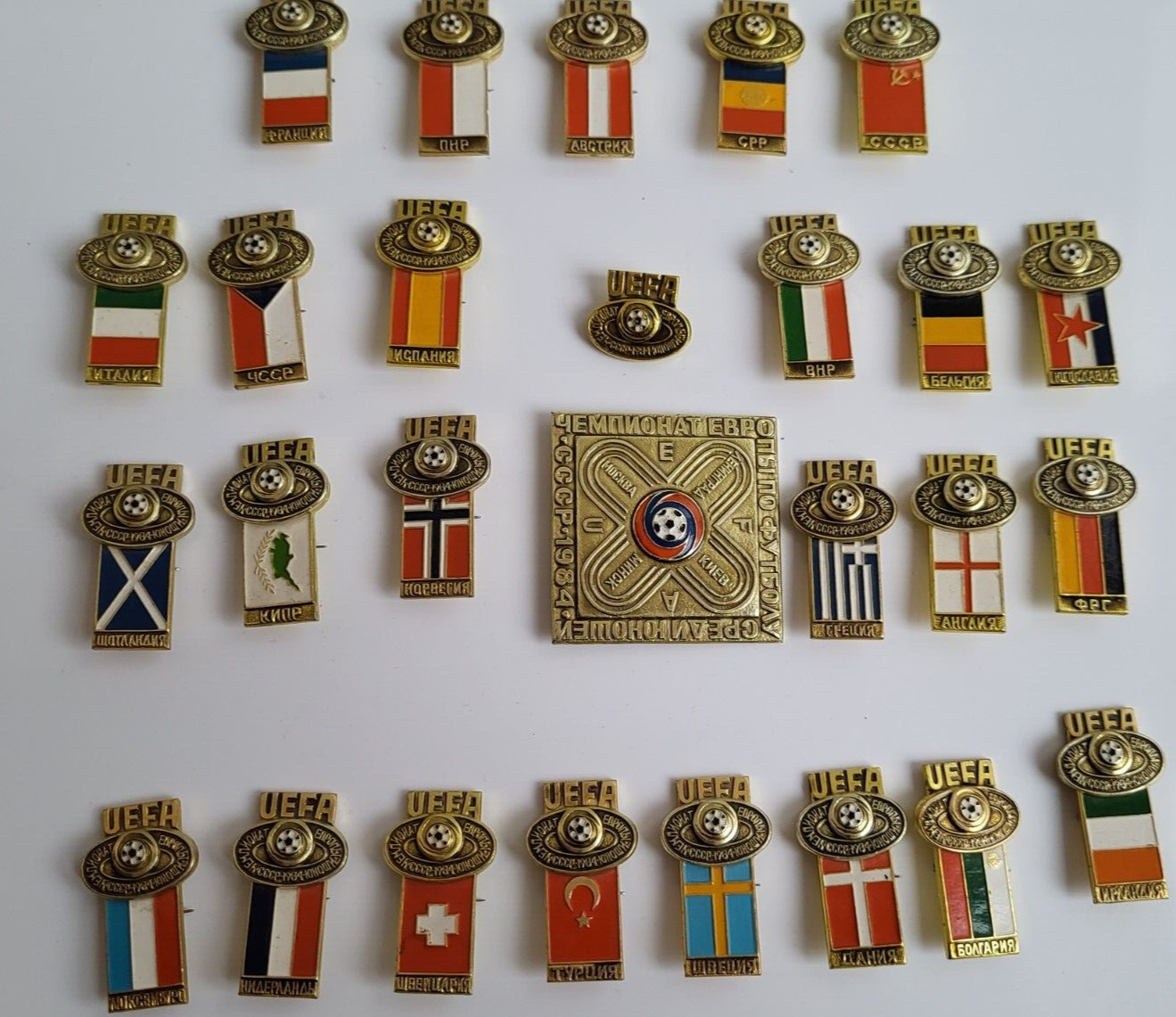 USSR Set Badge EUROPEAN CHAMPIONSHIPS JUNIOR FOOTBALL SOCCER 1984 
