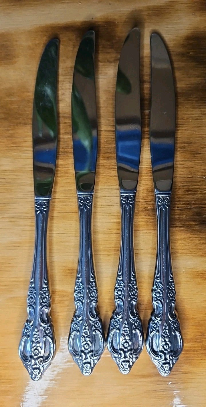 Vtg 4 Dinner Knives 9 1/8\
