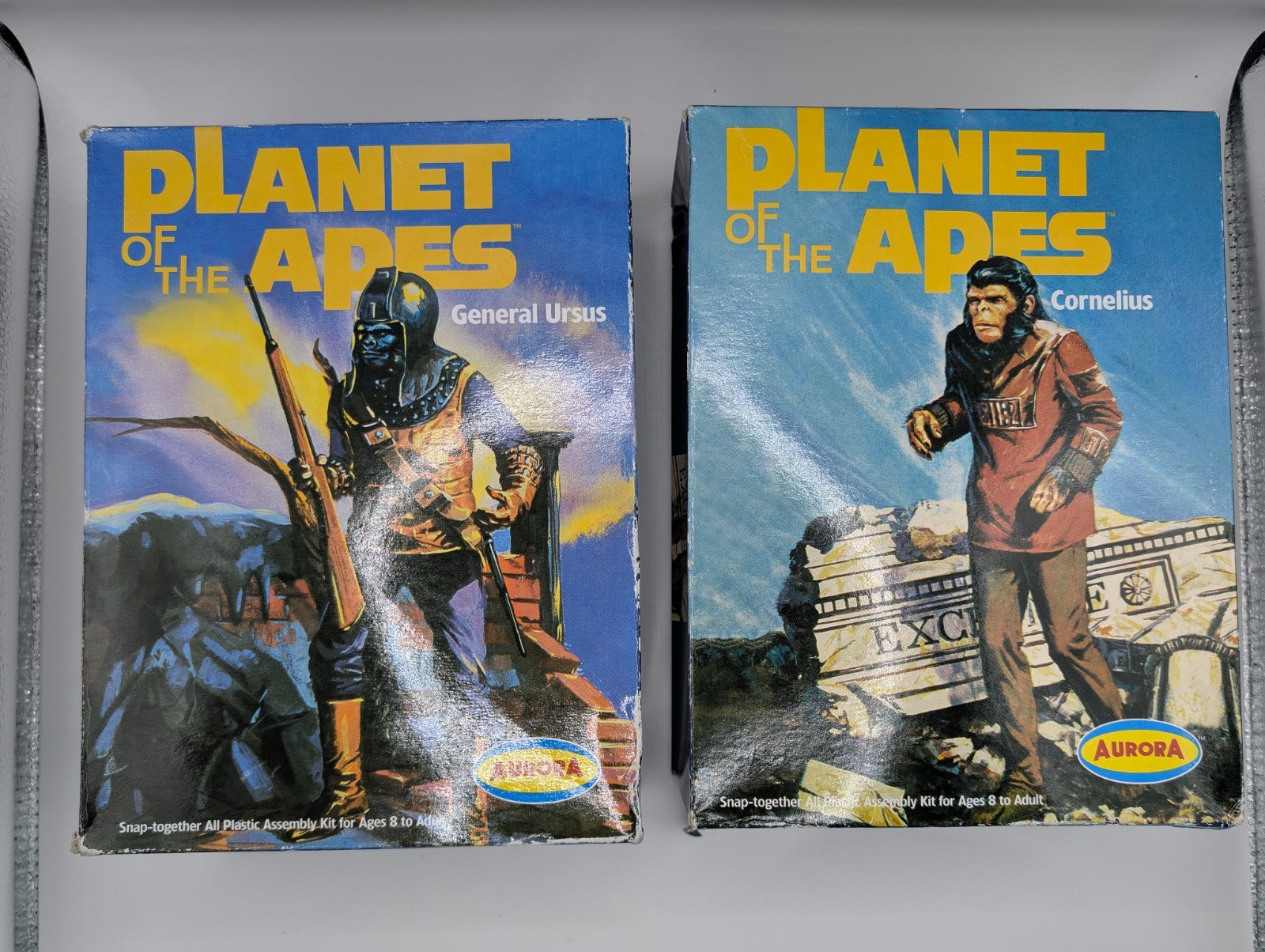 Vtg Lot of 2 Aurora Snap Together Planet of the Apes Model Kits
