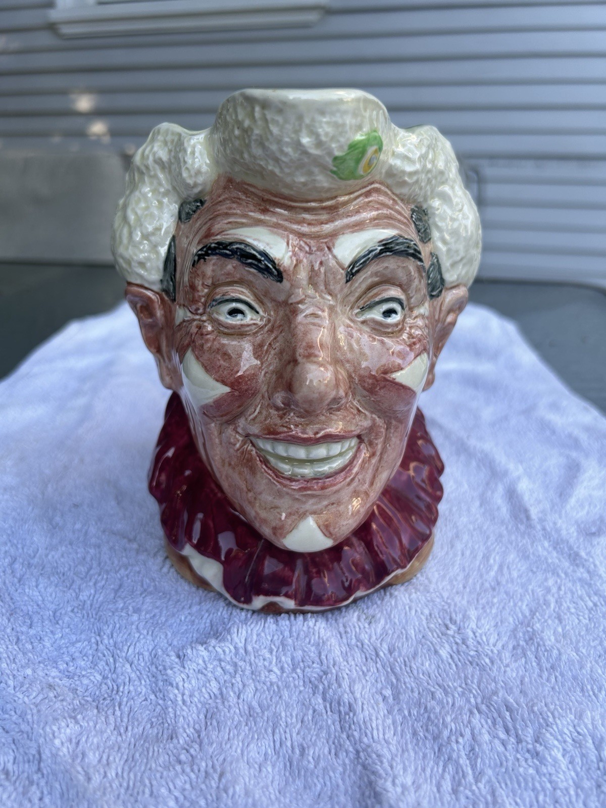 Royal Doulton 1950 the Clown Toby Large Mug Jug Pitcher 6.25\ Royal Doulton 1950 the Clown Toby Large Mug Jug Pitcher 6.25\