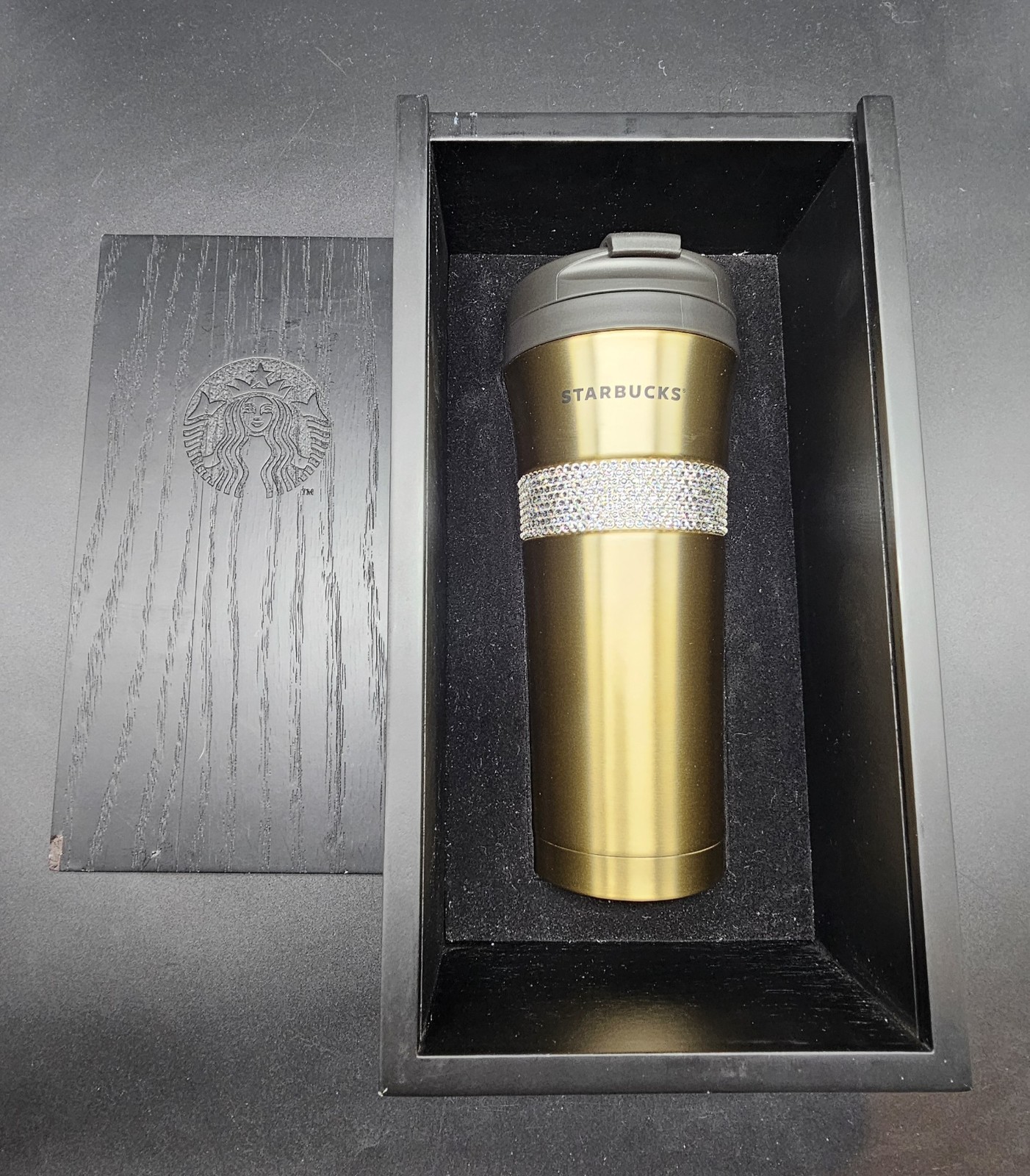 RARE 2014 Limited  Edition Starbucks GOLD & SWAROVSKI CRYSTAL EMBEDDED TUMBLER 
