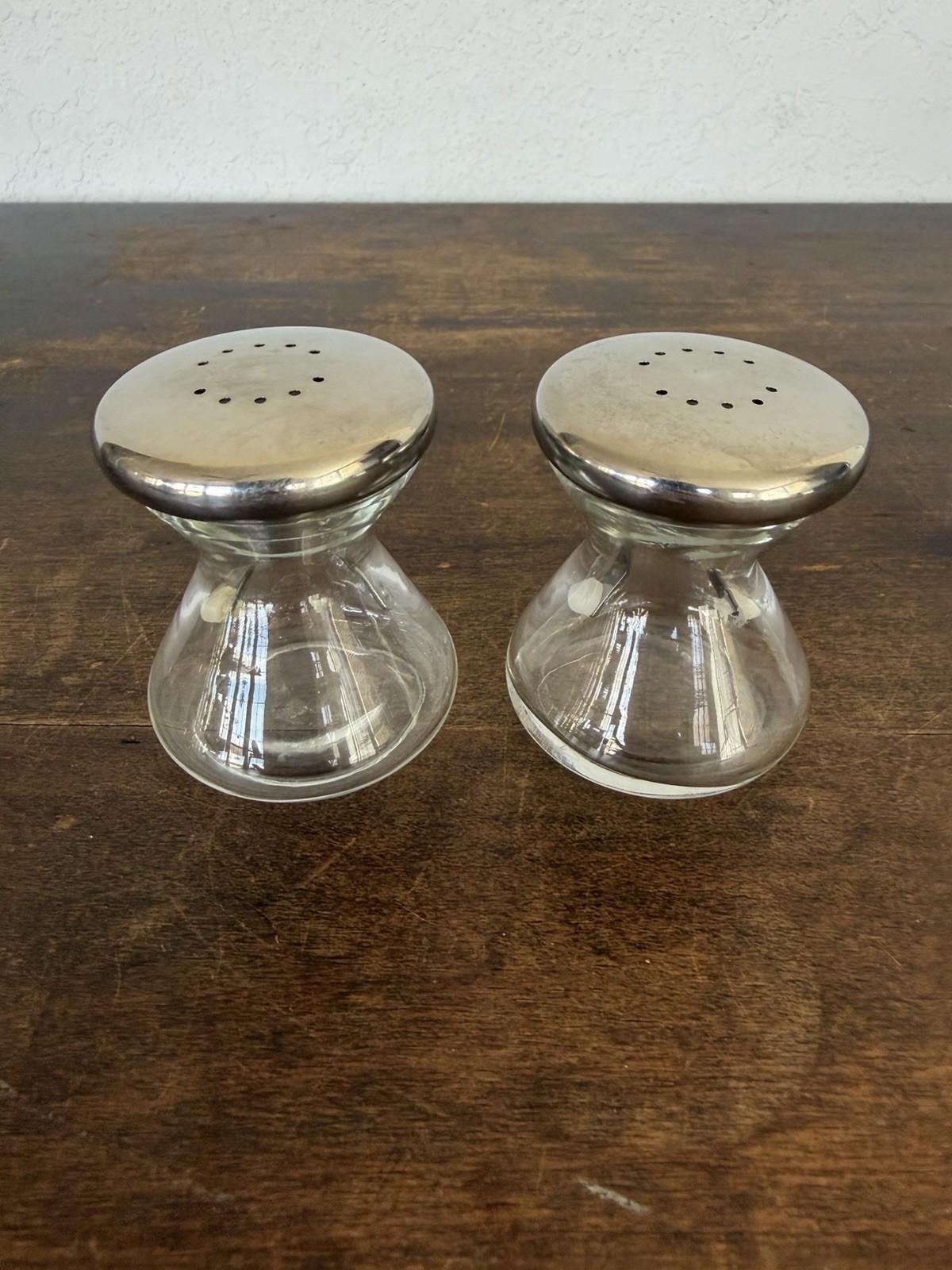 Vintage Mid-Century Nelson Cornelius Hourglass Bauhaus Salt & Pepper Shakers Set