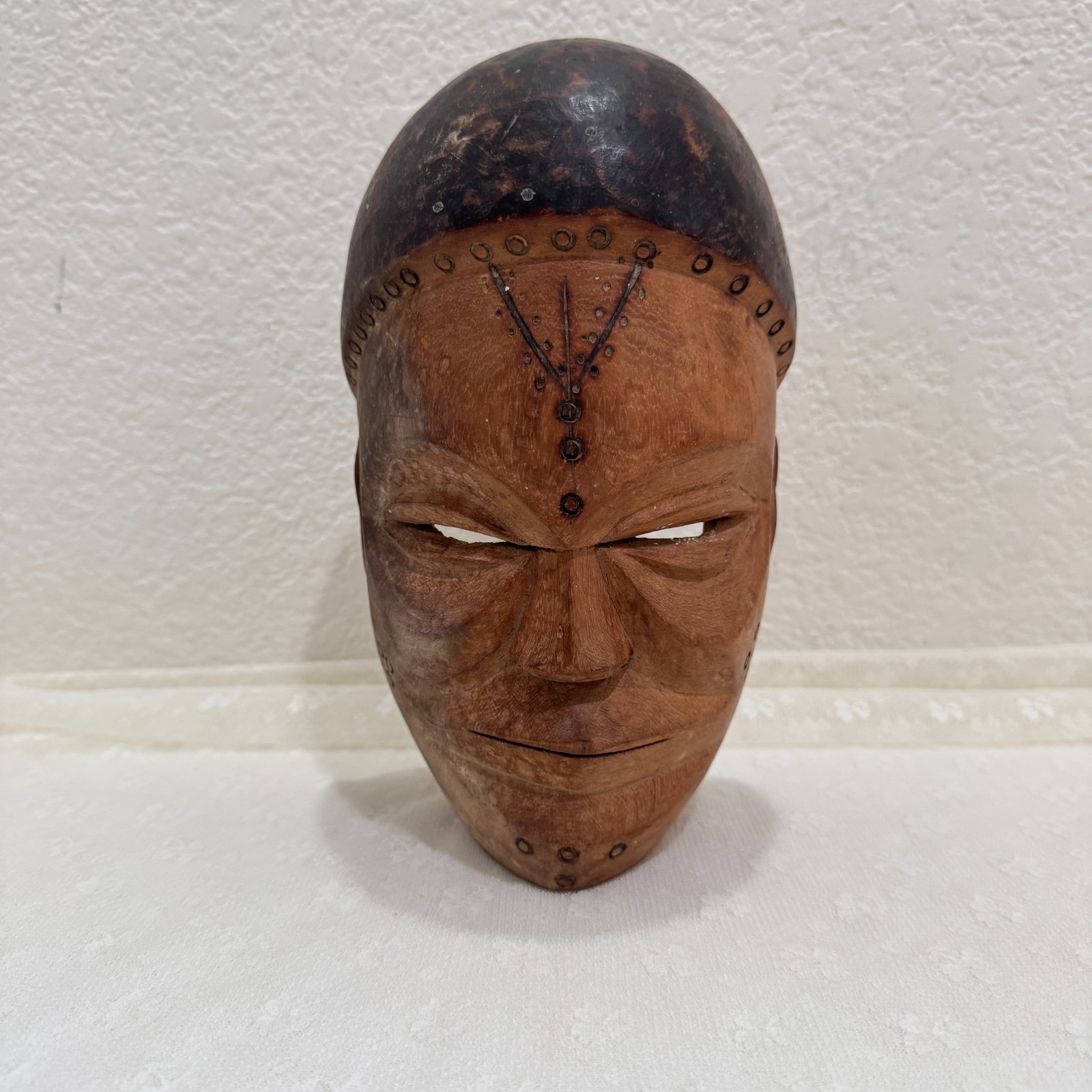 Vintage Angola African Hand Carved Wood Mask Chokwe Style Tribal Art 8.5