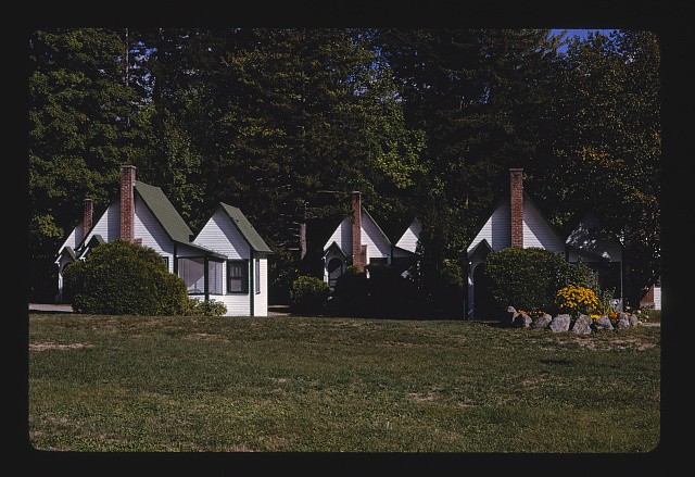 Photo:North Woodstock NH Indian Head Resort Cabins 1900s Green Mountains