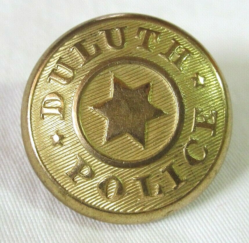 Vintage Duluth Minnesota Police Brass Button Waterbury Button Co 6 point star