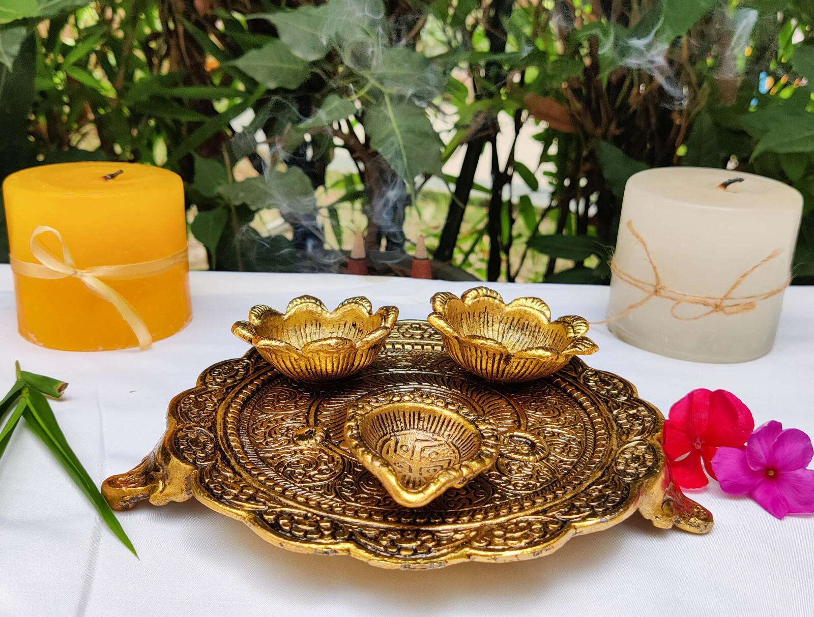 PUJA Gold Plated Brass Pooja Thali Plate With Brass Bell Pooja Aarti Thali Set