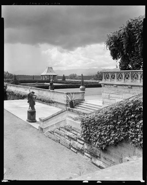 Photo:Asheville North Carolina Biltmore Estate Terrace and Statue 1938