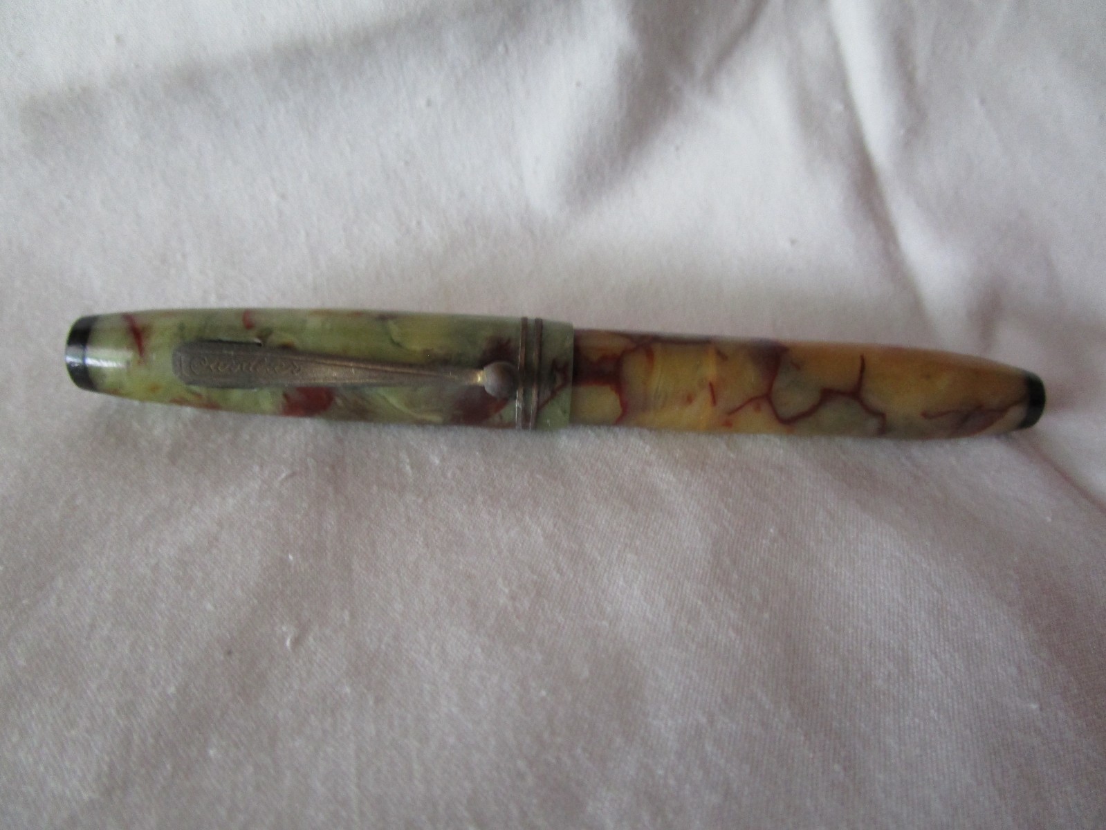 VINTAGE CAVALIER FOUNTAIN PEN 4 1/4\