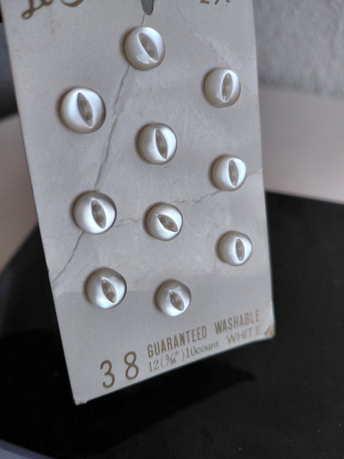Le Chic Buttons Vintage 10 Caunt 3/8\