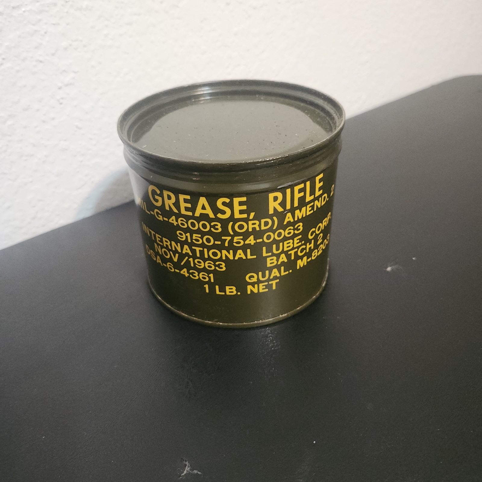 ORIGINAL 1963 VIETNAM ERA U.S. ARMY UNOPENED 1 LB. CAN RIFLE GREASE MIL-G-46003