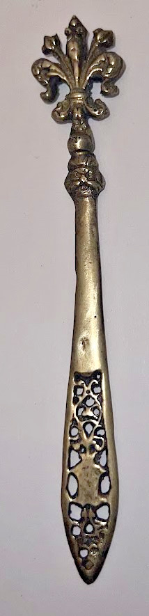 UGO  BELLINI ITALY FLEUR-DE-LIS SILVERPLATE LETTER OPENER