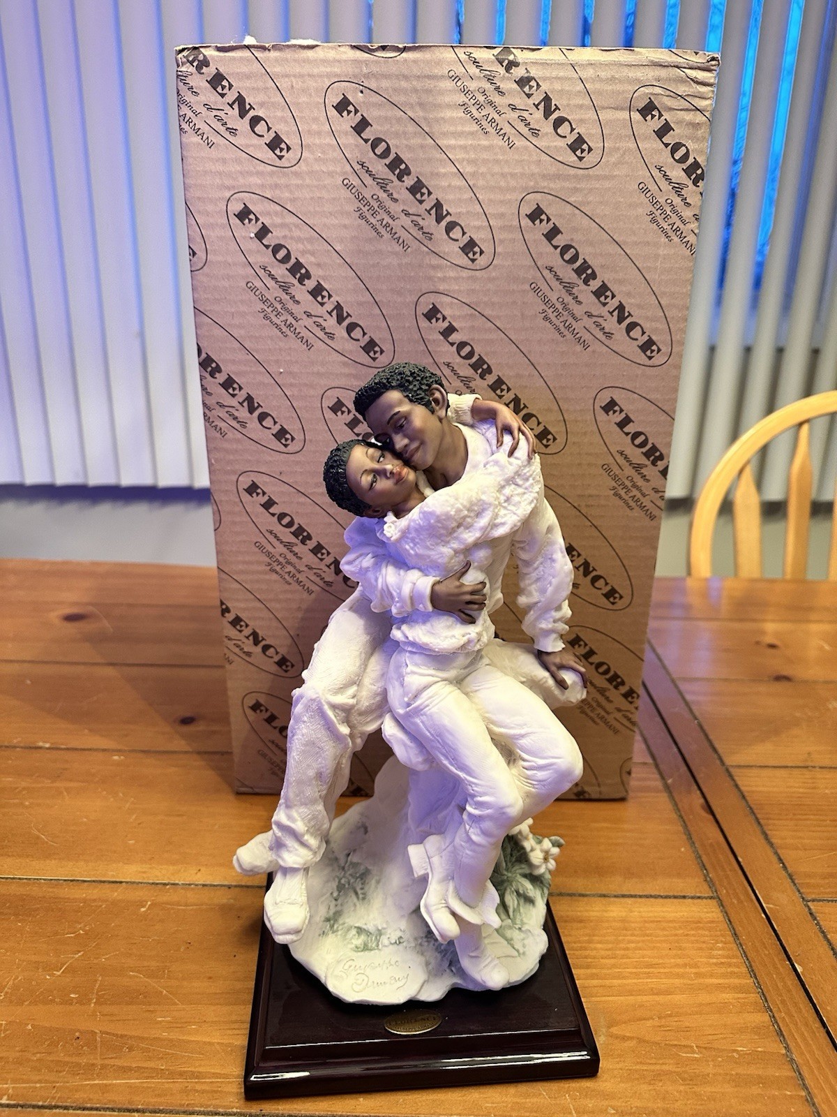 Giuseppe Armani Cheek To Cheek Sculpture 1249F African American, Florence, Italy Giuseppe Armani Cheek To Cheek Sculpture 1249F African American, Florence, Italy