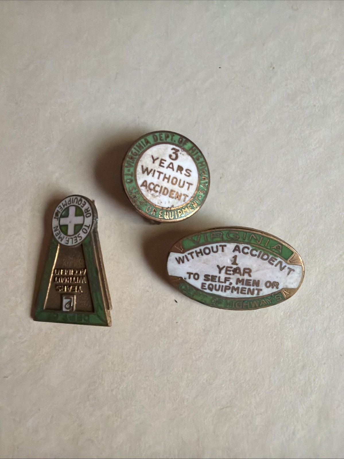 VTG Virginia Department Of Highways Safety Pin 1,2,3 Years Without An Accident VTG Virginia Department Of Highways Safety Pin 1,2,3 Years Without An Accident