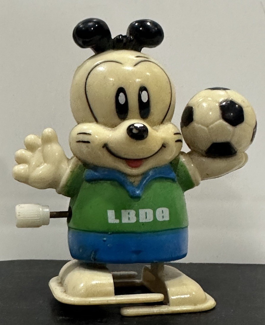Vintage Little Bobdog 7-11  Walking Wind Up Works Green Shirt