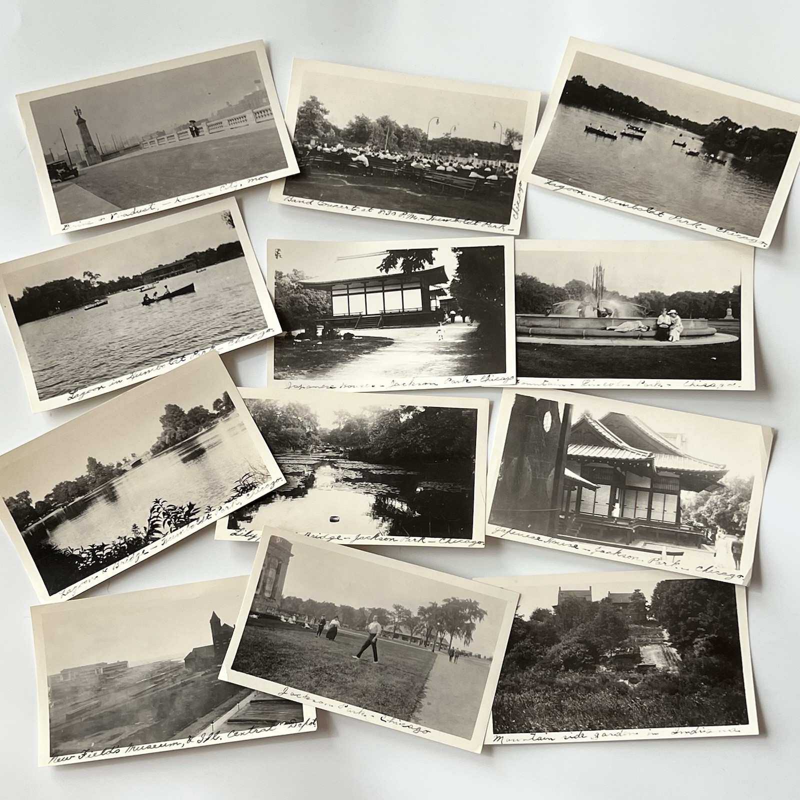 Vintage B&W Snapshot Photograph Lot Of 12 Chicago IL City Parks Lincoln Depot