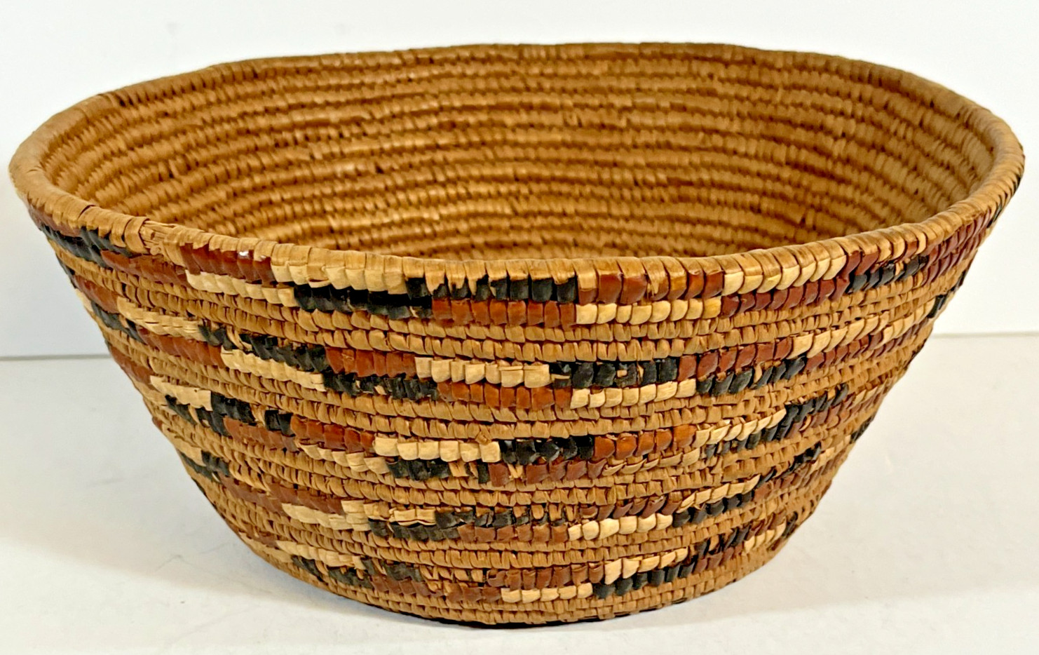 Antique Thompson River Salish Indian Coiled Basketry Bowl, ca. 1880-1910