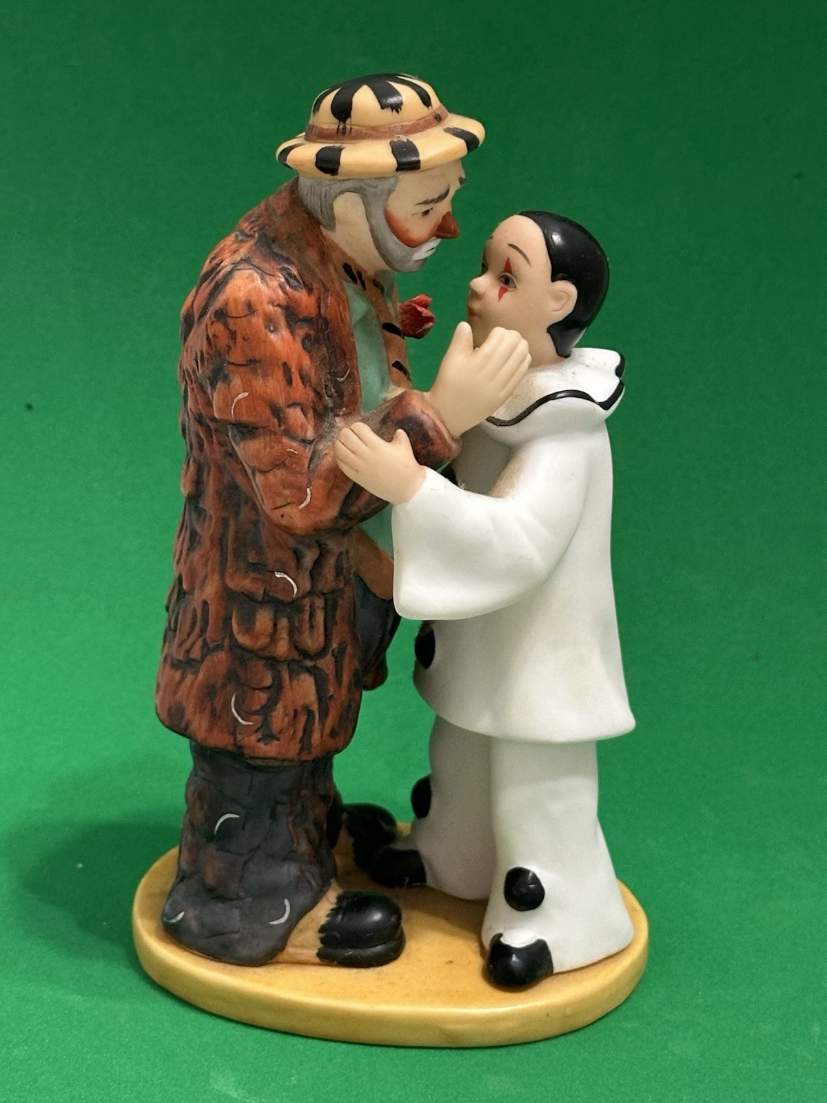 Vintage Emmett Kelly The Circus Collection Consoling Young Clown Pristine Cond