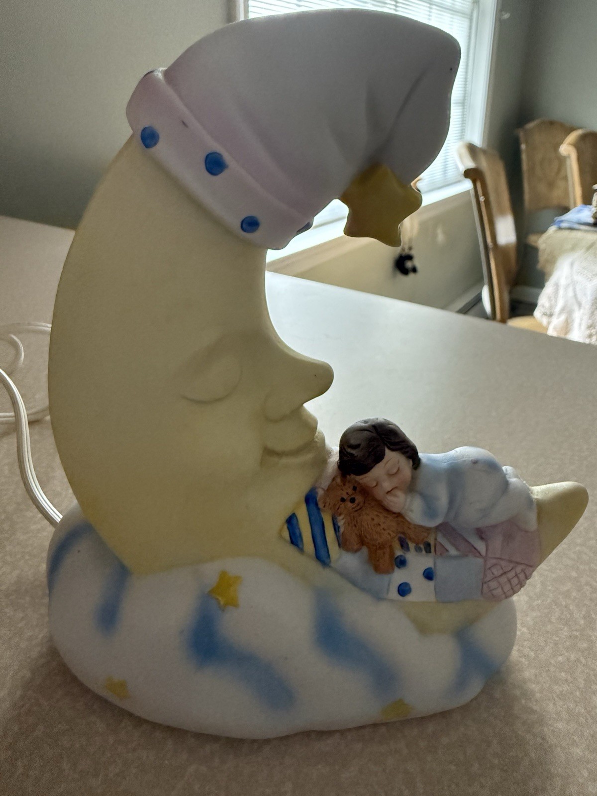Vtg Porcelain Baby Sleeping on Man in the Moon Nursery Table Night Light 1984