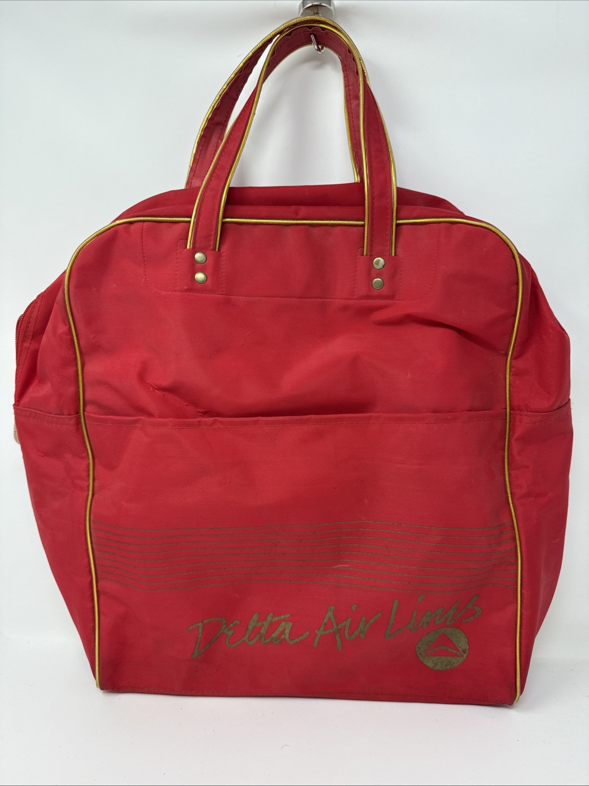 Vintage Delta Airlines Red Travel Vinyl Top Handle Bag Rare 1980s