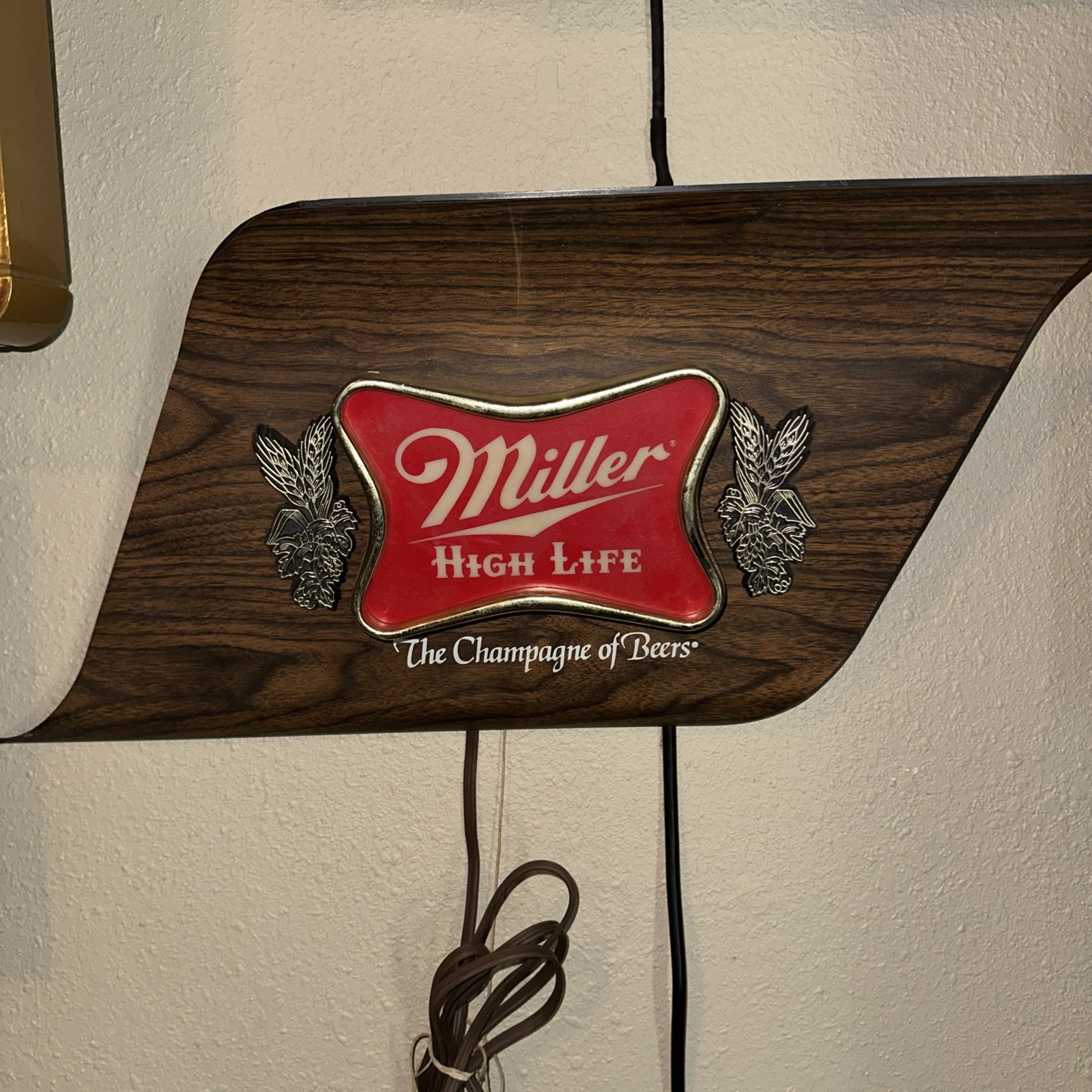 Vintage Miller High Life Wave Beer Sign Light Works Great