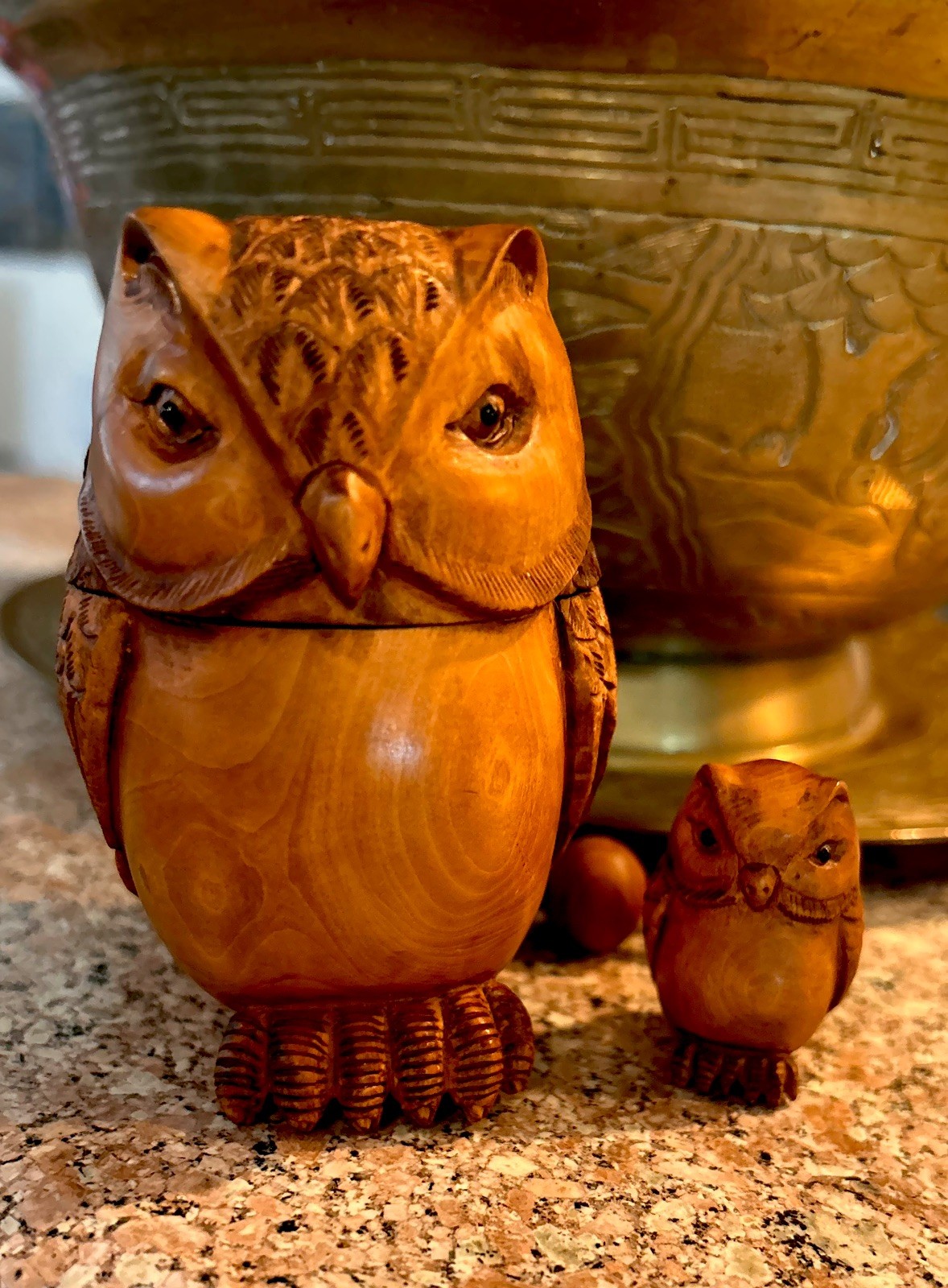 VTG Hand Carved Boxwood Inro Owl Mama and Baby Wood Figure, Signed VTG Hand Carved Boxwood Inro Owl Mama and Baby Wood Figure, Signed