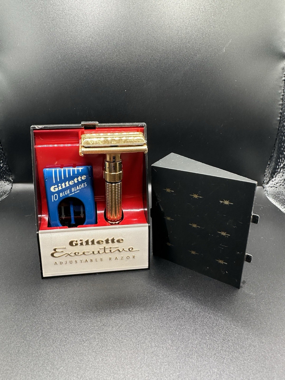 1958 GILLETTE EXECUTIVE Adjustable FAT BOY D3 Razor GOLD PLATED Case With Blades 1958 GILLETTE EXECUTIVE Adjustable FAT BOY D3 Razor GOLD PLATED Case With Blades