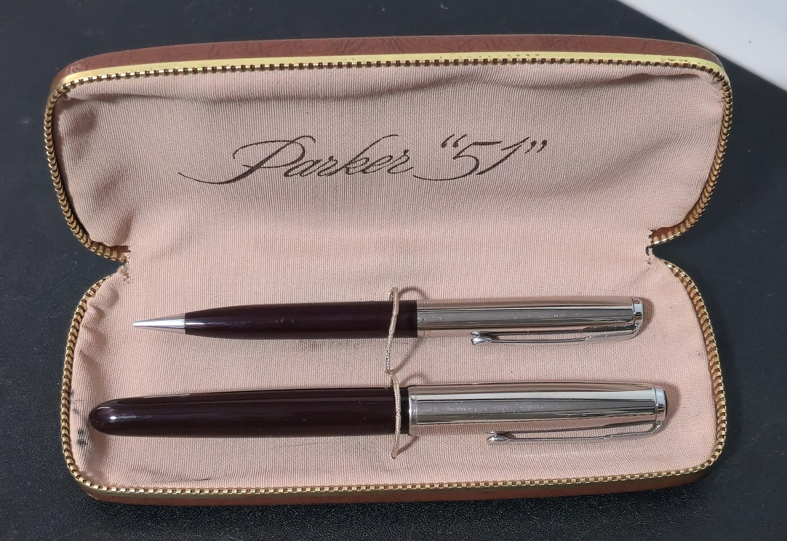 Vintage Parker 51 Pen Pencil Set Burgundy w/silver trim Original Box--1804.26 Vintage Parker 51 Pen Pencil Set Burgundy w/silver trim Original Box--1804.26