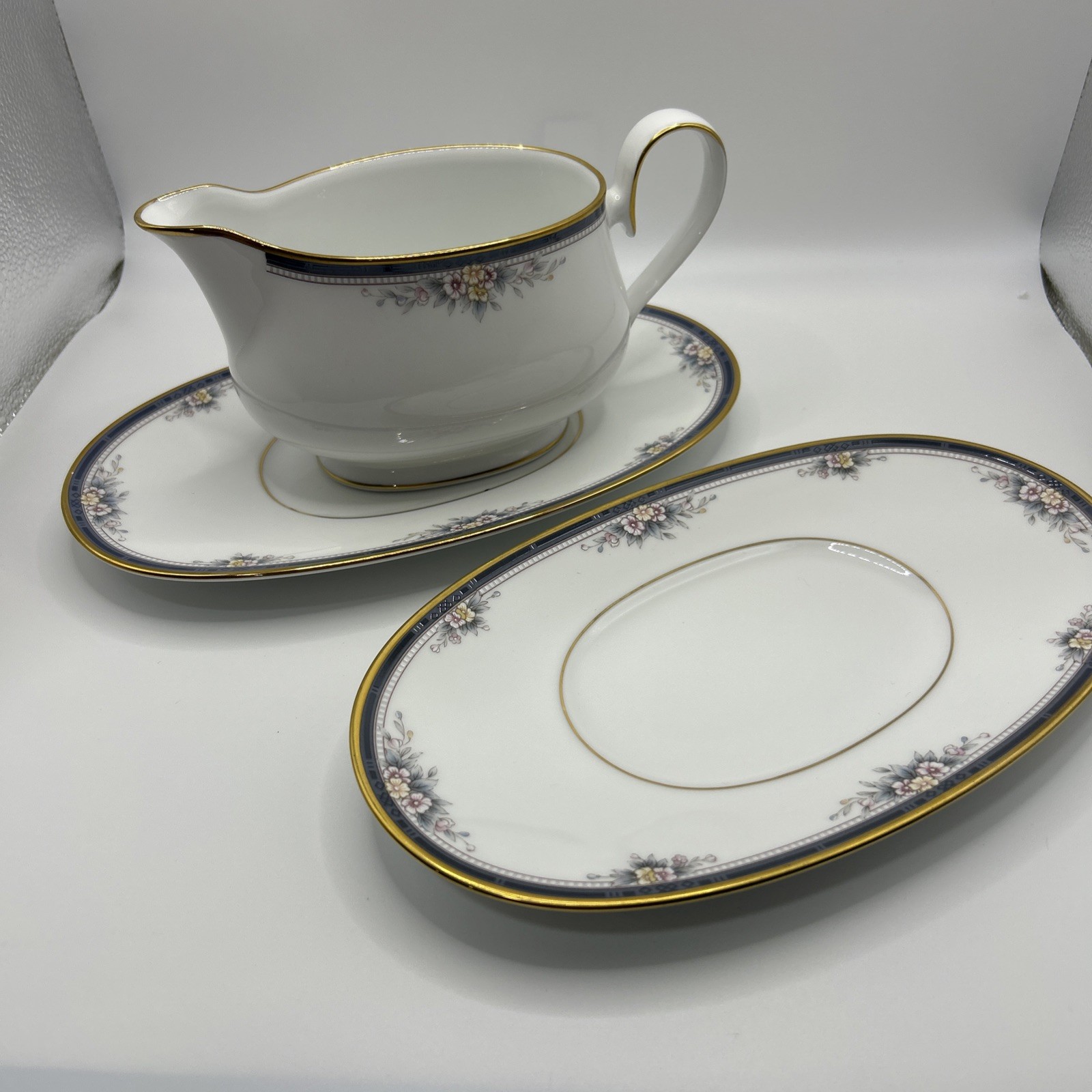 Noritake Vintage Gravy Dish Underplate Bone China & Butter Plate Noritake Vintage Gravy Dish Underplate Bone China & Butter Plate