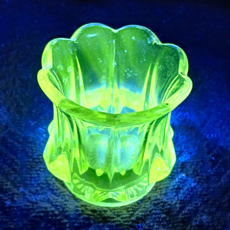 Uranium Glass Flower Open Salt Cellar Green Fluted Pattern Glossy Finish Uranium Glass Flower Open Salt Cellar Green Fluted Pattern Glossy Finish