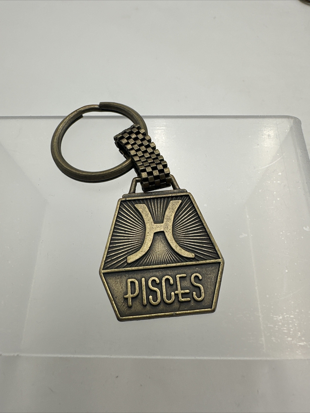 Vintage 1970 Pisces The Fish 2 Sided Metal Keychain Feb 19 Mar 20 Horoscope Fob Vintage 1970 Pisces The Fish 2 Sided Metal Keychain Feb 19 Mar 20 Horoscope Fob