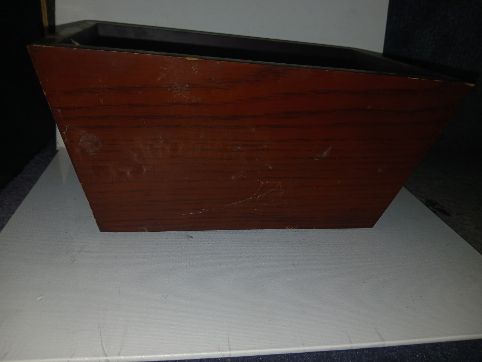 1970s Modern Walnut Wood Planter Box 1970s Modern Walnut Wood Planter Box