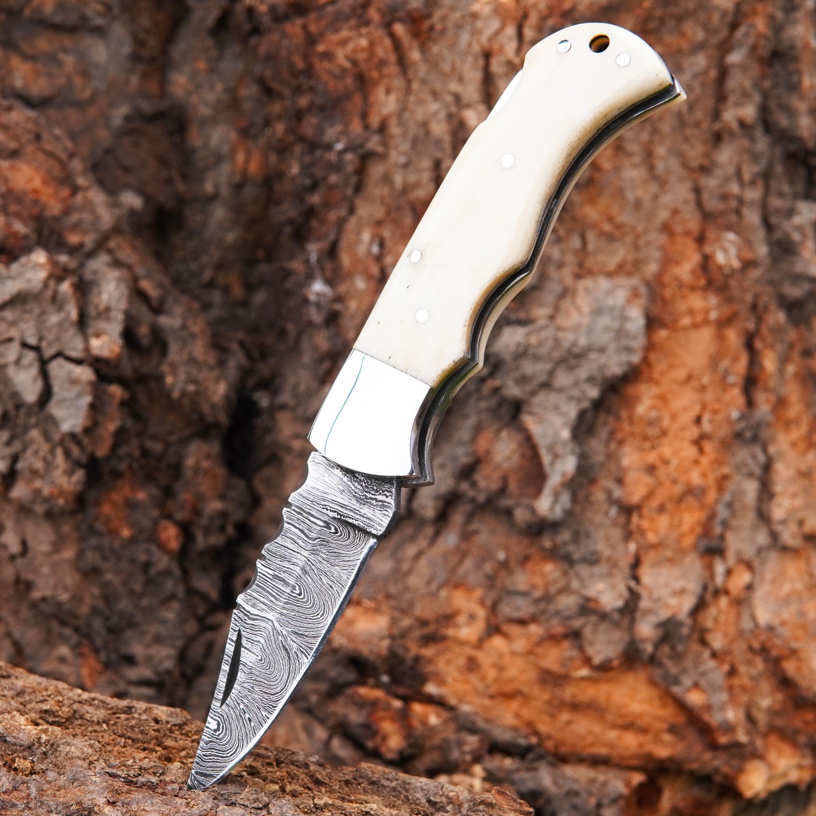 Handmade Folding Pocket Knife EDC Outdoor  Survival Damascus Steel, Wood Handle