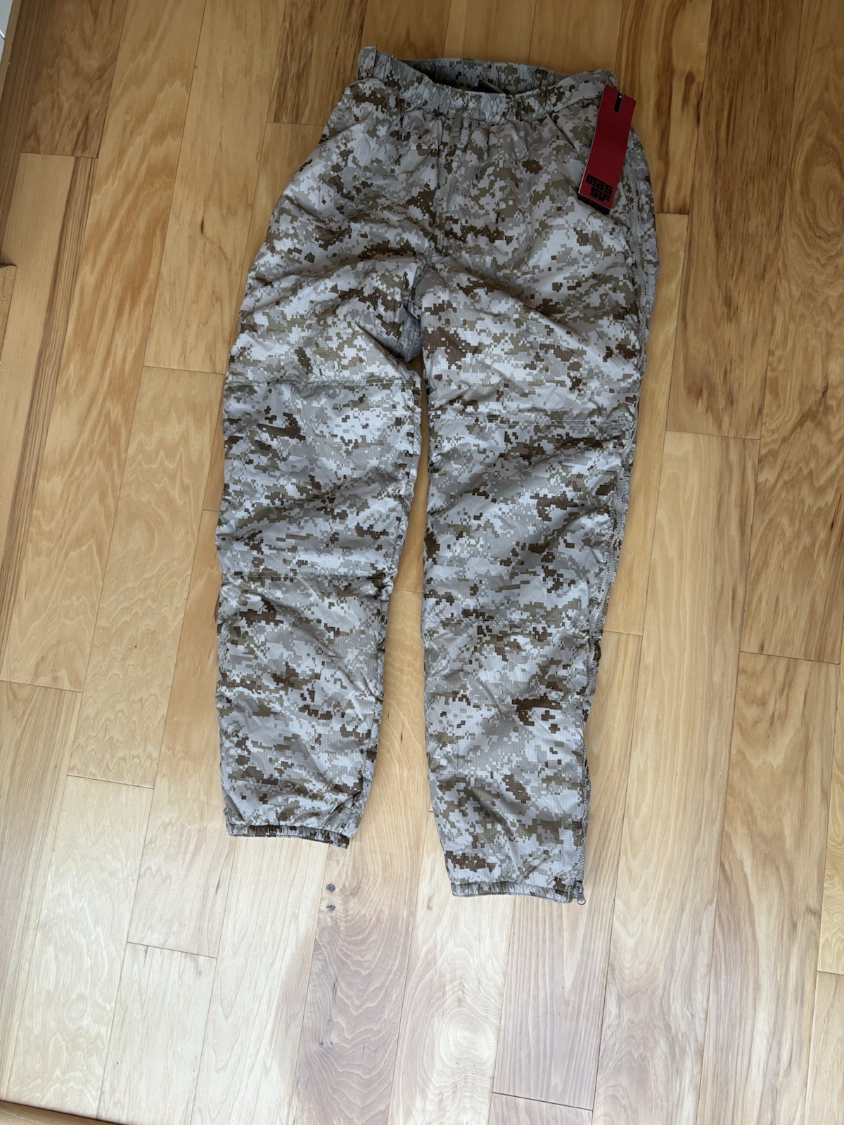Massif PCU Level 7 Insulated Pants Large Long Desert Digital Camo NWT USA Massif PCU Level 7 Insulated Pants Large Long Desert Digital Camo NWT USA