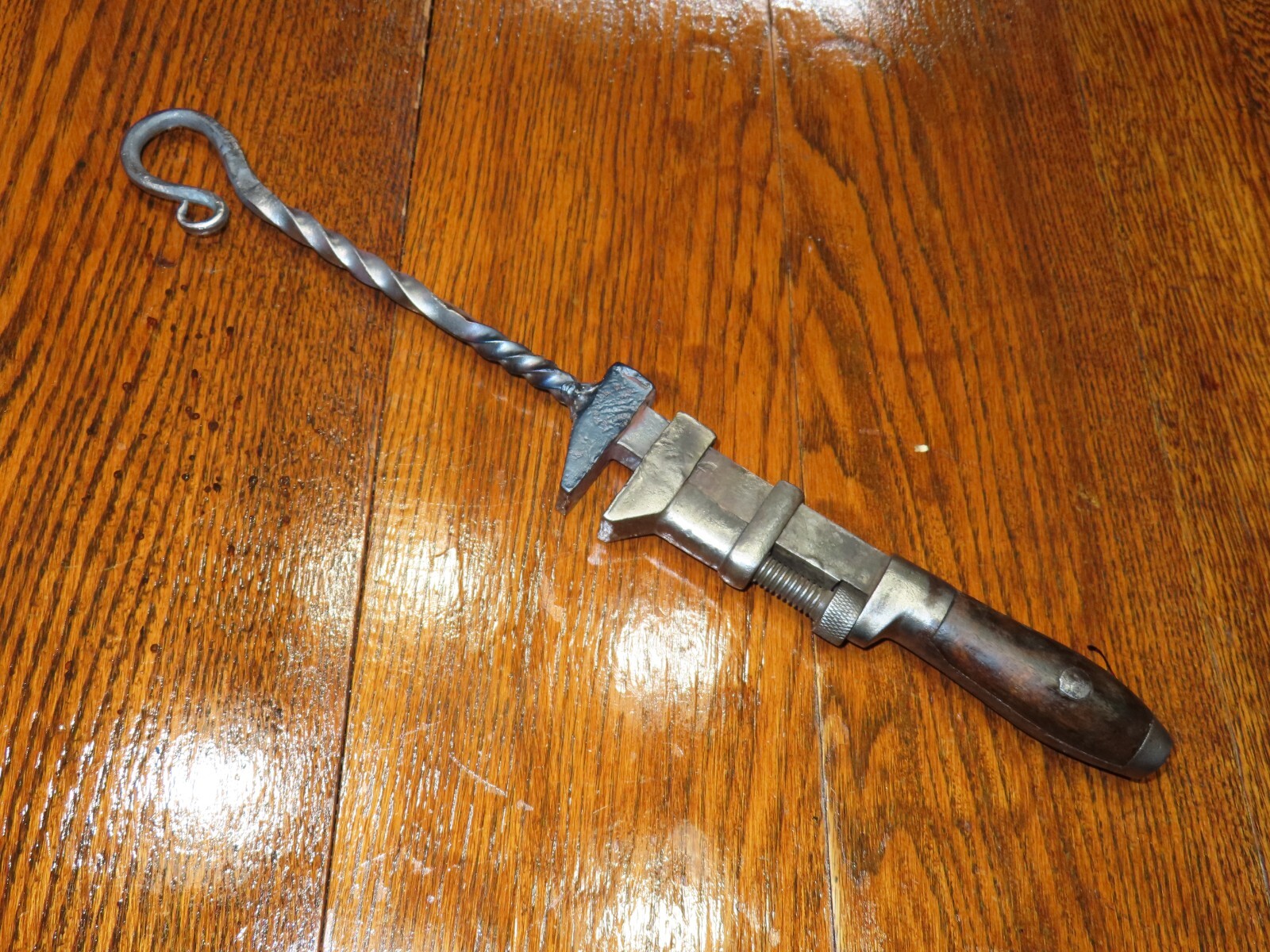 Blacksmith Twisting Wrench (15 Blacksmith Twisting Wrench (15