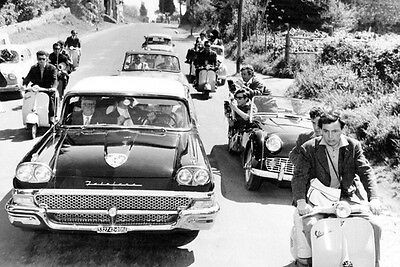 Marcello Mastroianni La dolce vita 11x17 Poster Triumph TR3A Vespa car Scooter Marcello Mastroianni La dolce vita 11x17 Poster Triumph TR3A Vespa car Scooter